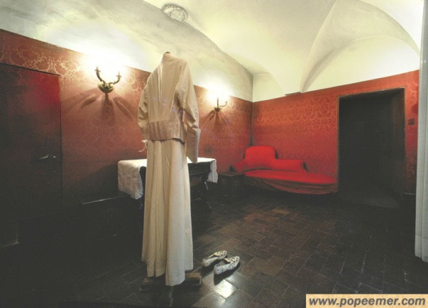 Sala delle Lacrime Room of Tears Vatican Raum der Tränen Vatikan www.popeemer.com